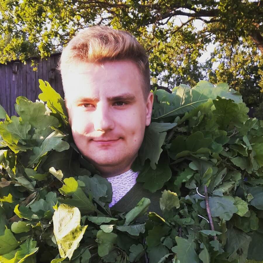 Par Uzlādēts 3 Reinis Lejnieks