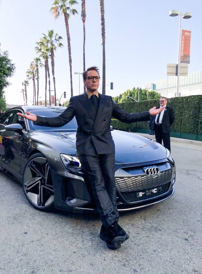 Dzelzsvīrs ar Audi e-tron GT