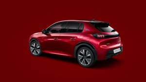 Paugeot e208 sarkans