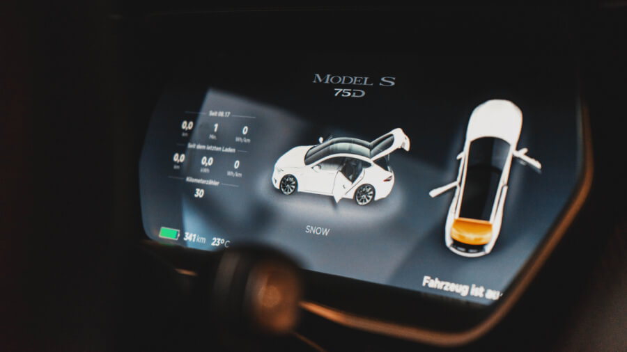 Tesla Model S ekrāns
