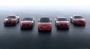 Ford Mustang ģimenes bilde