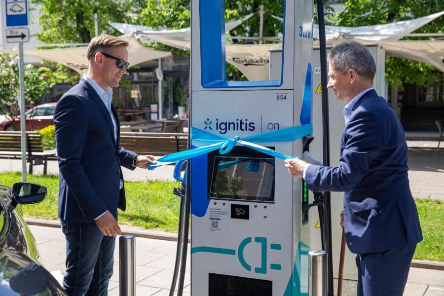 Ingitis ON 320 kW uzlādes stacijas atklāšana