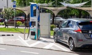 Ingitis ON 320 kW uzlādes stacijas atklāšana