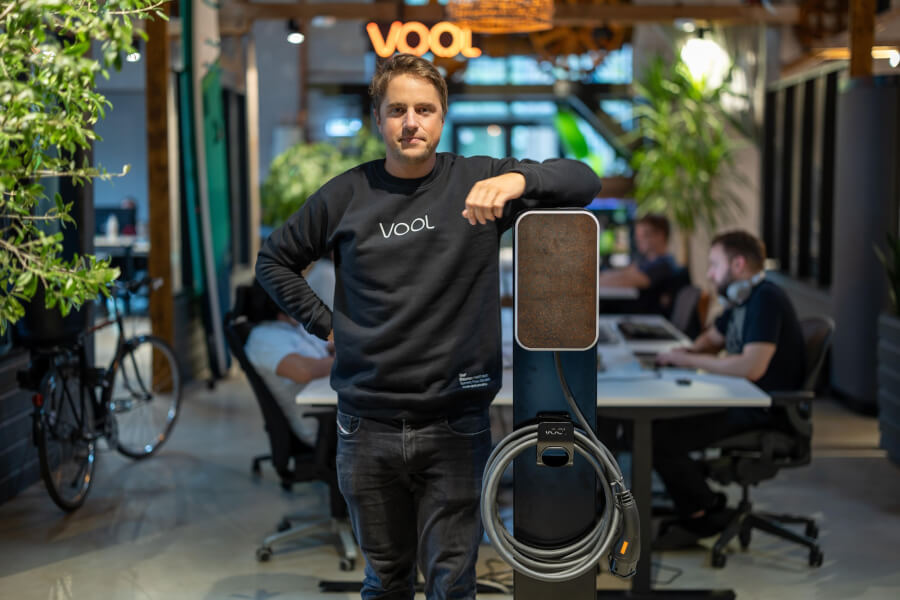 VOOL Raises 1.3 Million Euros in Seed Investment Round for Electric Car Chargers