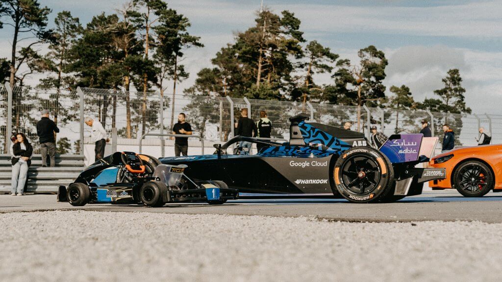 Blue Shock Race kartings blakus Formula E