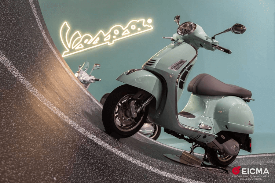 Electric Motorcycles and Scooter Trends at EICMA 2023: Yadea Kemper ...