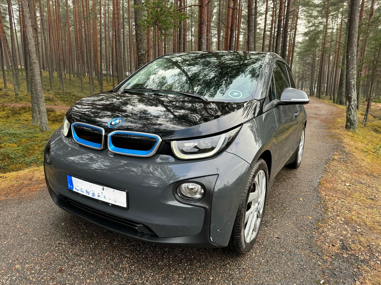 Mans viedoklis par BMW i3 elektroauto pēc vairāku gadu lietošanas