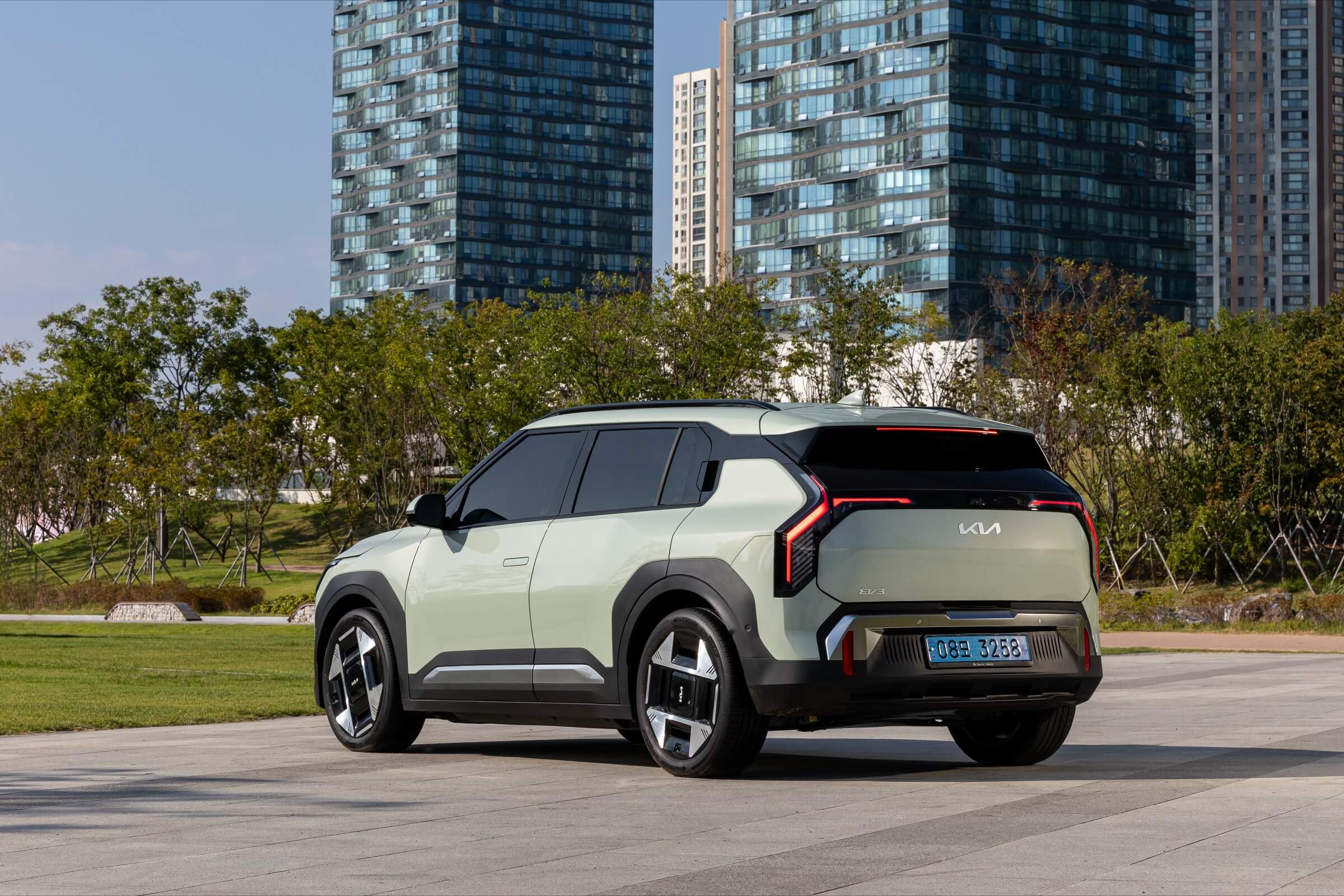 新しい種類のゴルフ?韓国人が提案する小型電気自動車の新しいビジョン – Charged