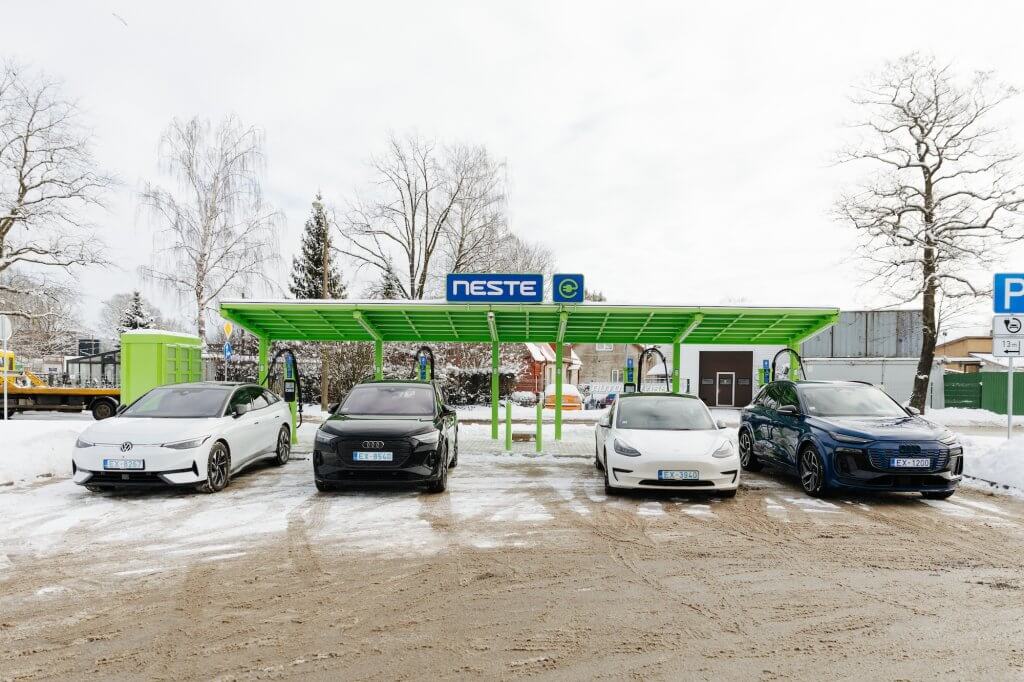 Neste MY Renewable Charge uzlādes stacija Upesgrīvas ielā