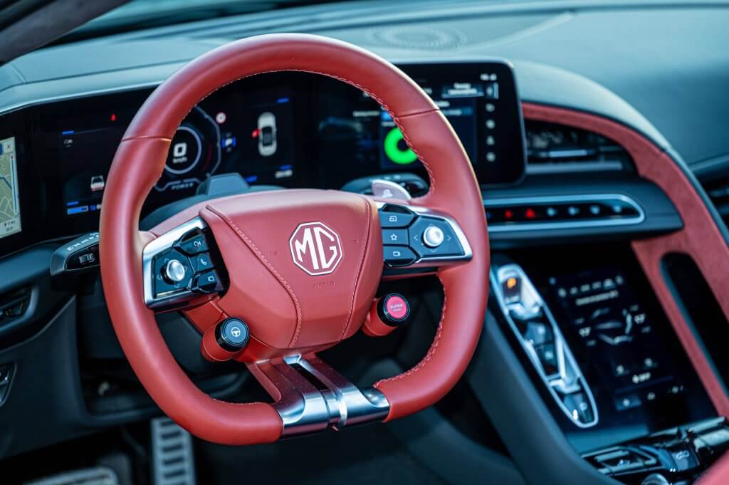 MG presented by Autobrava motors