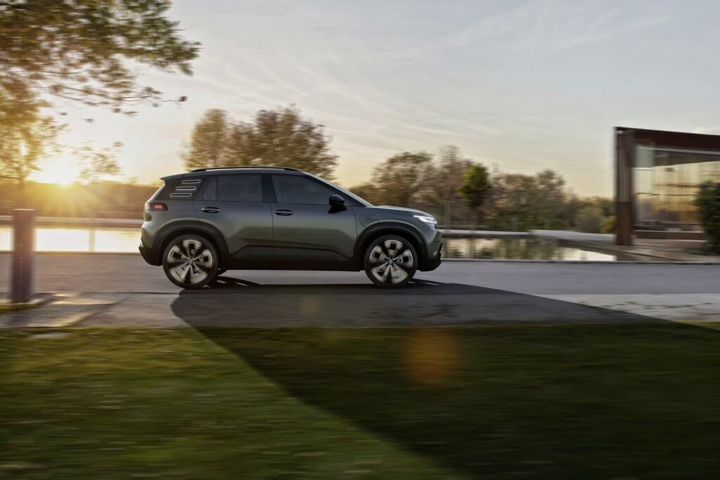 Volkswagen ID. CROSS Concept