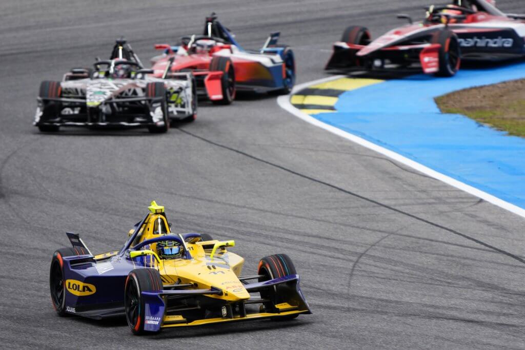 Lukass di Grasi sacensībās